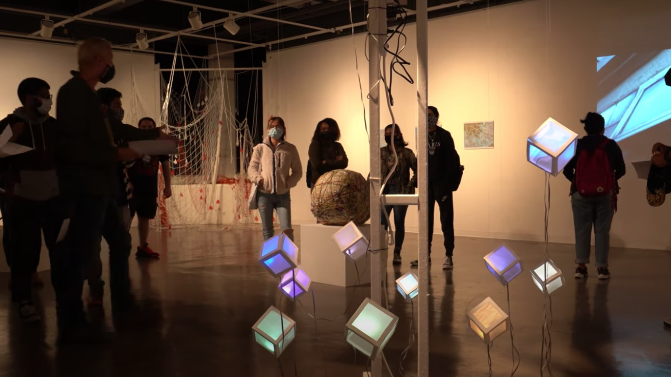 Chemistry & Astronomy students visiting OW's Amelie A. Wallace Gallery