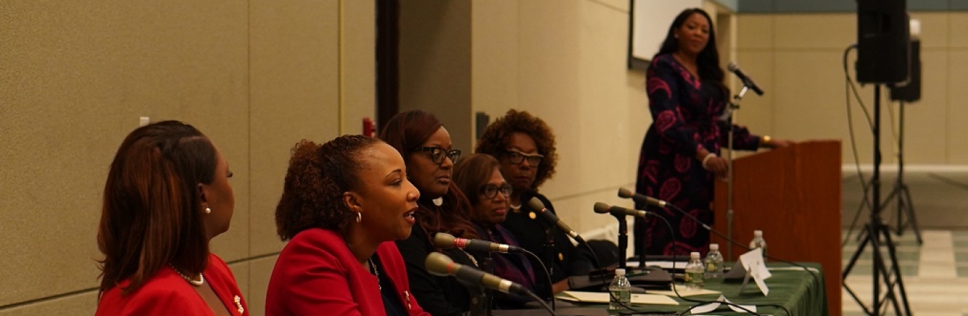 5 African American, women superintendents address an audience in the Student Union