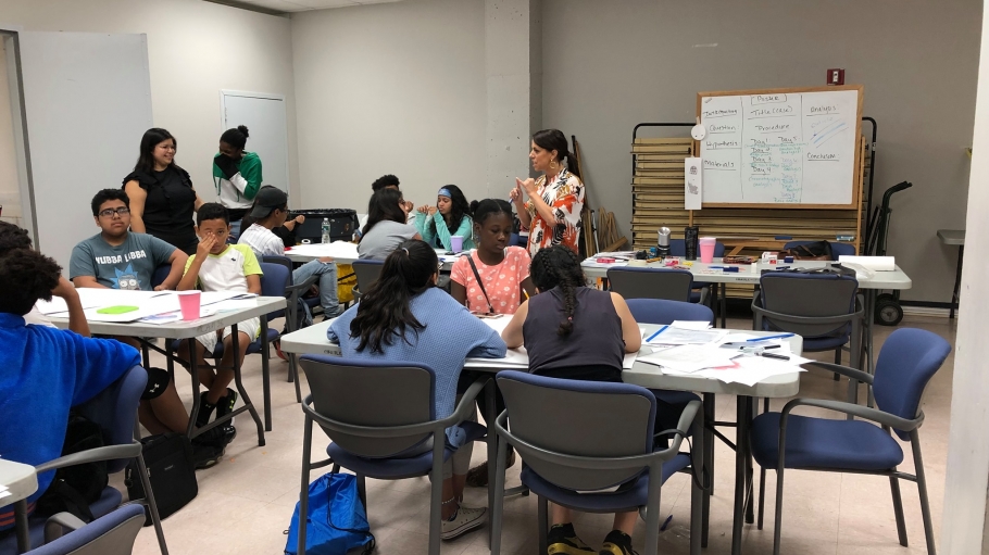 2019 Summer Program: Biology at the Craddle