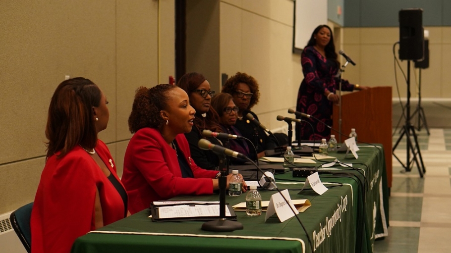 5 African American, women superintendents address an audience in the Student Union