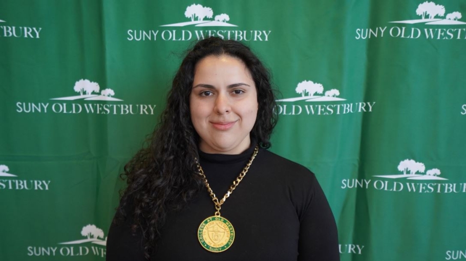 Olivia Carrera-Lazo, the 2022 President's Medal for Scholarship winner