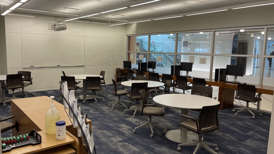 SUNY Old Westbury Math Learning Center Room