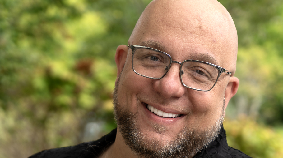 Anthony Sissons Headshot