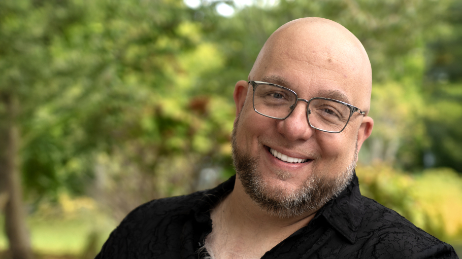 Mr. Anthony Sissons, Trustee Headshot
